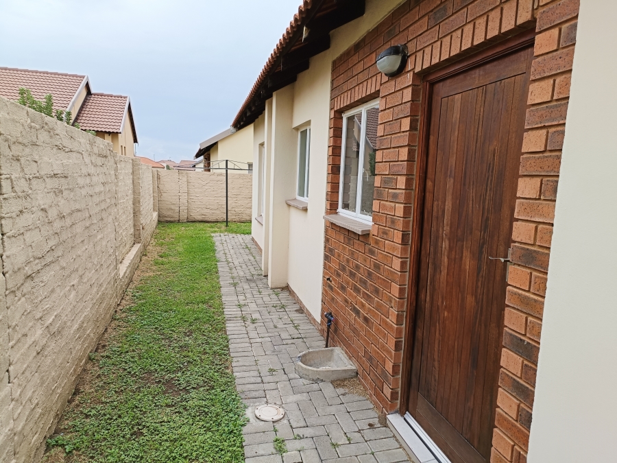 3 Bedroom Property for Sale in Waterkloof Hill Estate North West